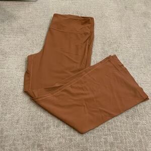 Lululemon 20 Groove Flare